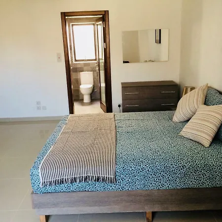 Onyx Court 3 - 4 Bedroom