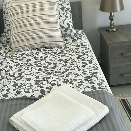 Onyx Court 3 - 4 Bedroom * Mellieħa